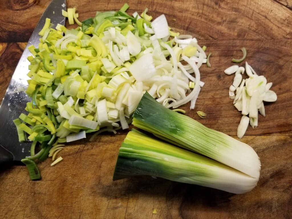 leeks for the tomato, shiitake, and leek pie