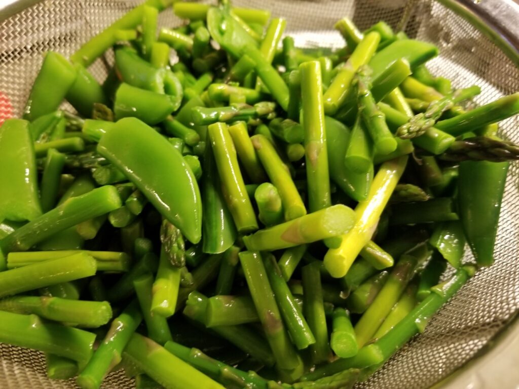 Blanched Sugar Snap Peas and Asparagus