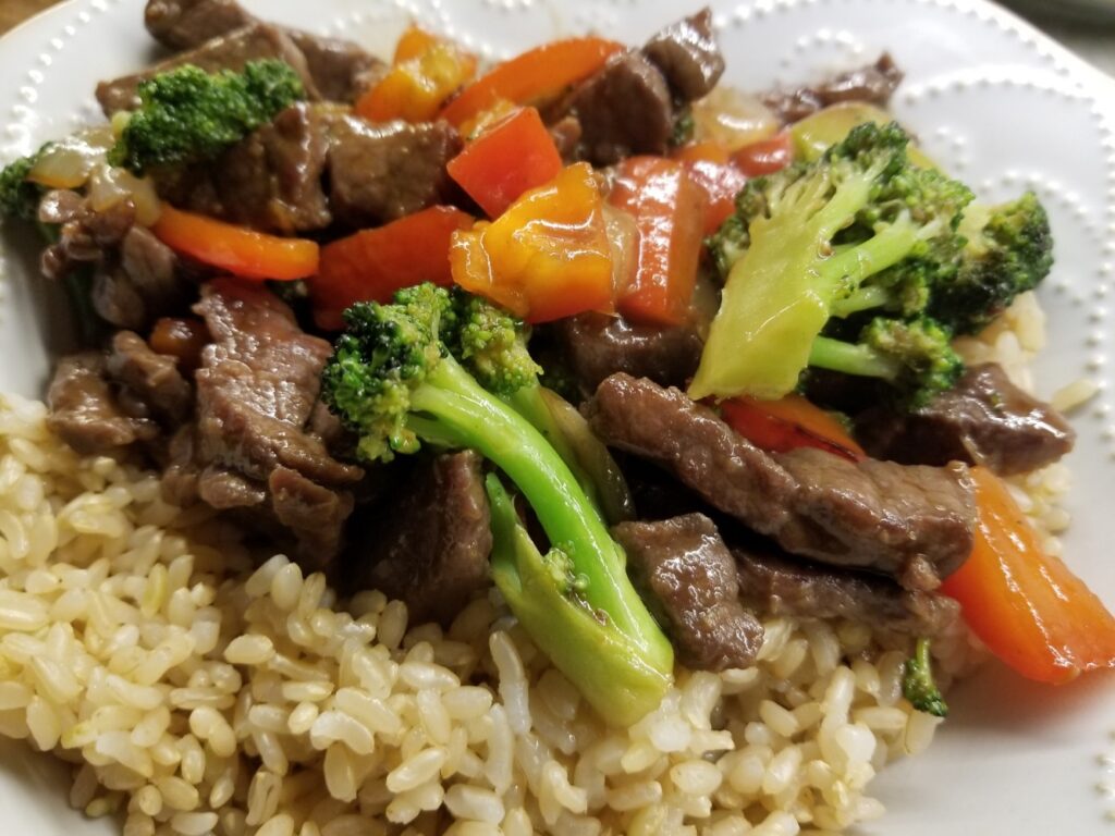 Stir-Fry with beef, broccoli, and red peppers